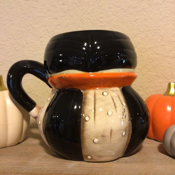 Vampire Dracula Johanna Parker Transpac Halloween ceramic mug - Picture 6 of 6